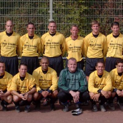 Mannschaftsfotos 2003-2004
